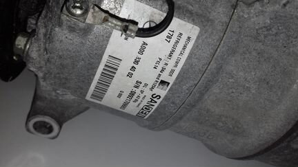 Компрессор кондиционера Мерседес С205 A0008304002