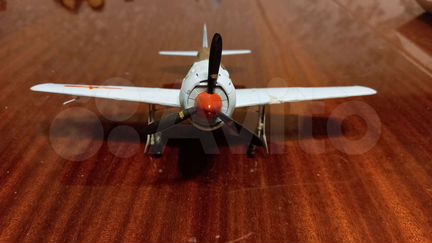 Модель советского истребителя Ла-11. 1/48