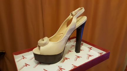 Женские туфли