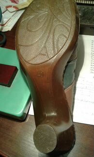 Босоножки модные натуральная кожа разм. 40