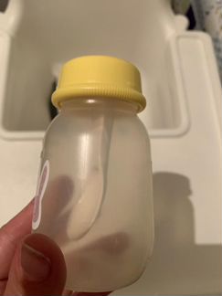 Бутылка для кормления
