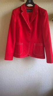 Красный пиджак Roccobarocco