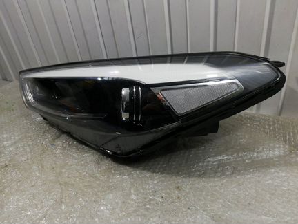 Фара галоген с дхо передняя левая Hyundai Tucson 3