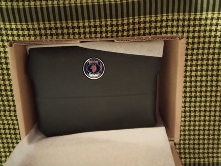 Подушка безопасности на saab 9000 новая