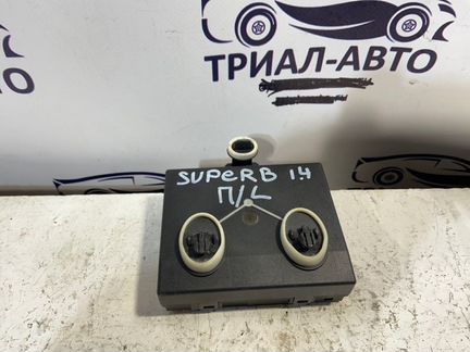 Блок управления дверьми передний левый Skoda