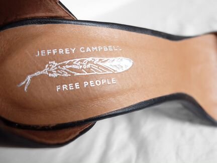 Туфли Jeffrey Campbell Solitaire Heel