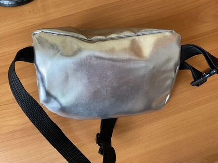 Сумка поясная