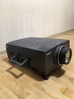 Проектор Sanyo PLV-70