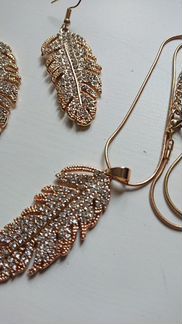 Комплект подвеска и серьги. Новый.Бижутерия люкс