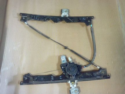 Jeep Grand Cherokee WK стеклоподъемник