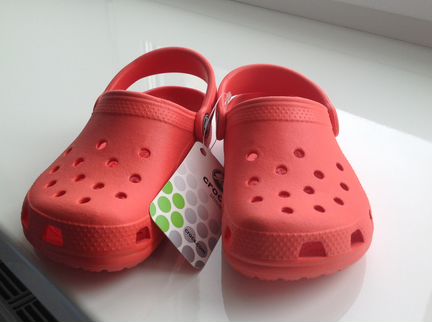 Crocs C10/11 новые сабо цвет унисекс