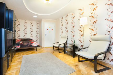1-к квартира, 38 м², 2/14 эт.