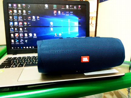 Колонка JBL