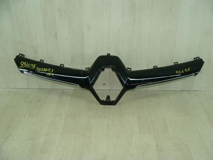 Решетка радиатора Renault Megane