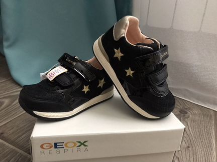Кроссовки Geox
