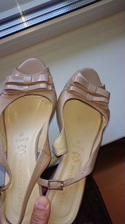 Босоножки Carlo Pazоlini