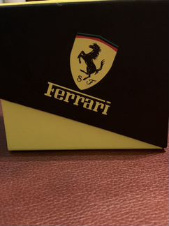 Часы Ferrari