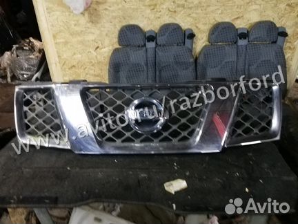 Решетка радиатора Nissan Navara D40 Pathfinder R51