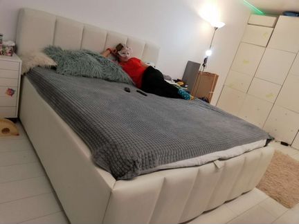 Кровать 180х200 двуспальная