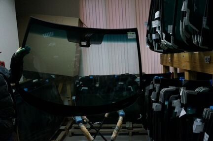 Стекло лобовое Mazda 3 09(Мазда 3)