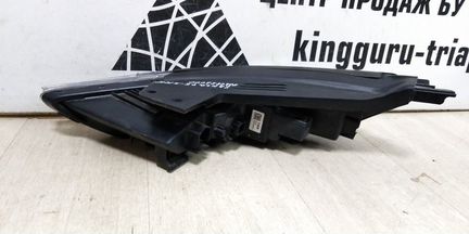 Фара правая LED Hyndai Santa Fe 4