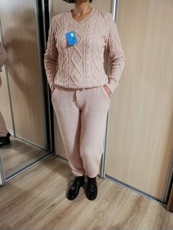 Вязаный спортивный костюм