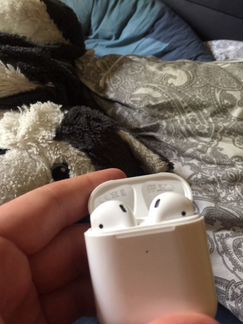 Беспроводные наушники AirPods 2