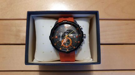 Часы Casio EFM-502-1A4