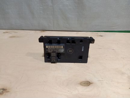 Блок управления двери на Mercedes Benz C203 W203