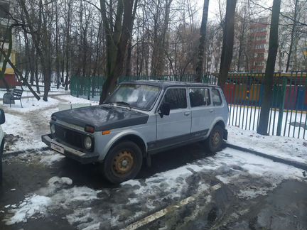 LADA 4x4 (Нива) 1.7 МТ, 2005, 220 000 км