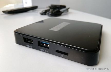 Smart тв приставка Mecool KM3 4 Гб. 128 гб. Новая