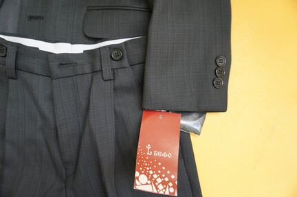 Новый костюм для школы