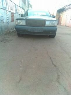 Мерседес 190 W201 бампер