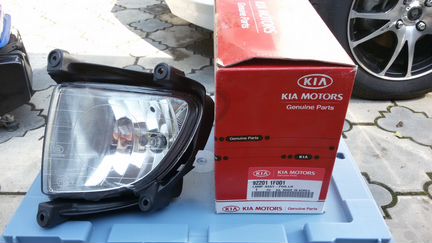 Фара Kia Sportage противотуманная левая