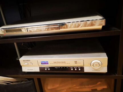 DVD плеер и VHC магнитофон