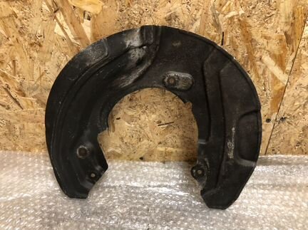 Пыльник тормозного диска передний E84 /E90 bmw