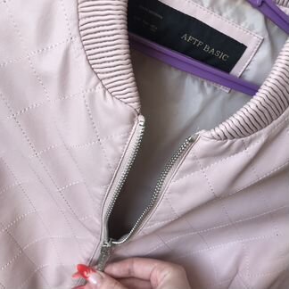 Бомбер женский