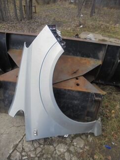 Крыло правое Опель Зафира Б. Серебро