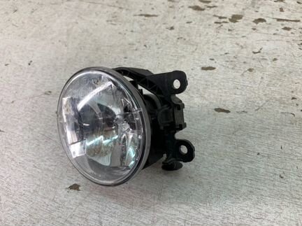 Фара противотуманная передняя правая Renault Logan