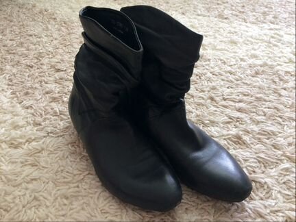 Полусапожки осенние Carlo Pazolini