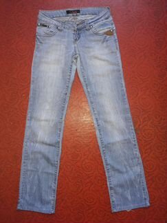 Джинсы