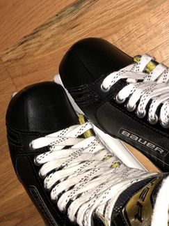Хоккейные коньки bauer