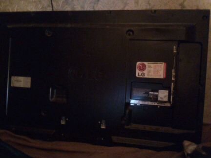 Телевизор LG 47LM660T разбита матрица