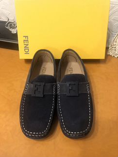 Продам новую обувь Fendi 34 размера