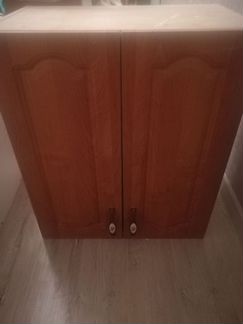 Три полочки для кухни