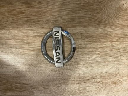 Nissan Almera classic эмблема,значок,шильдик