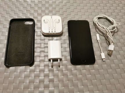 Телефон iPhone 7 32gb black