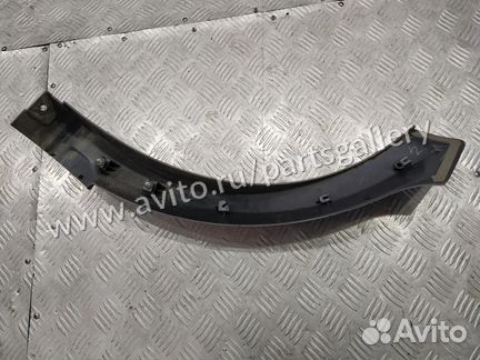 Накладка арки колеса левая задняя Land Rover Range