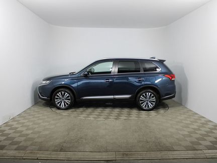 Mitsubishi Outlander 2.0 CVT, 2020