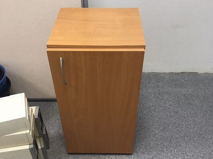 Тумба прикроватная